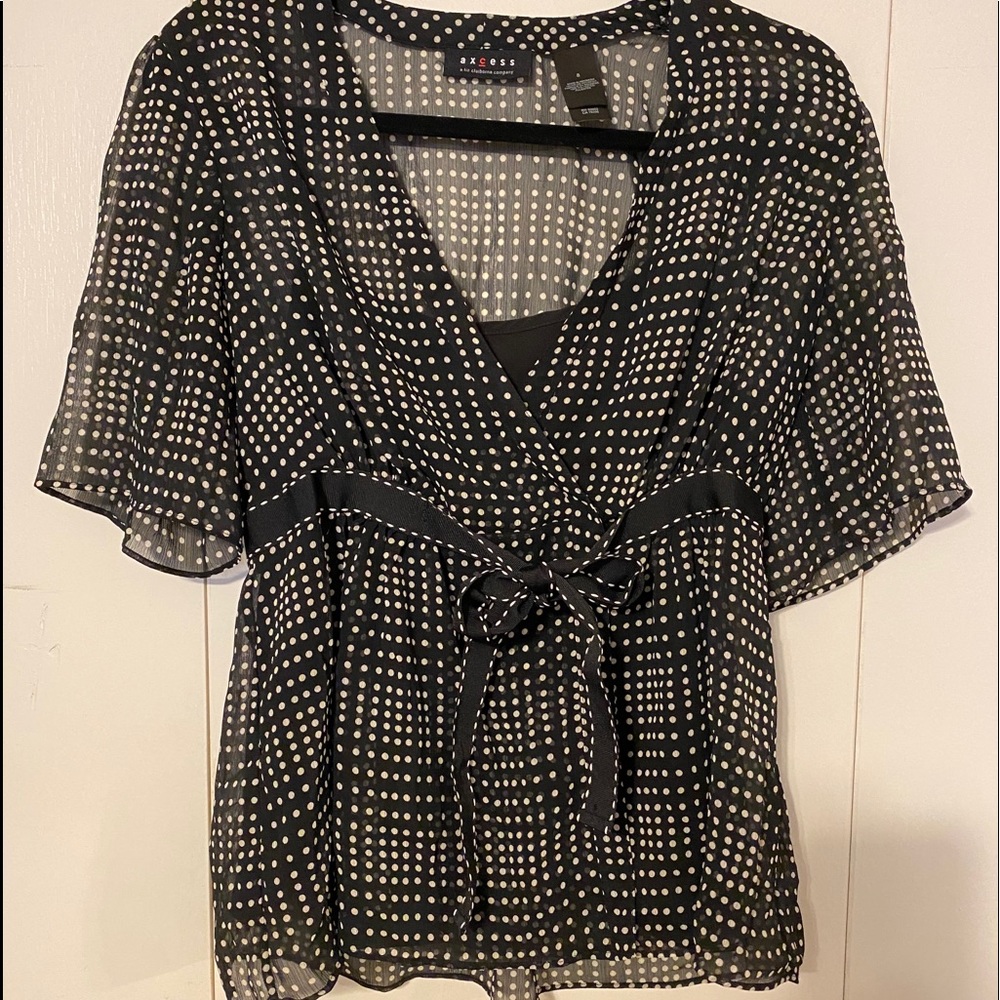 Axcess black and white blouse